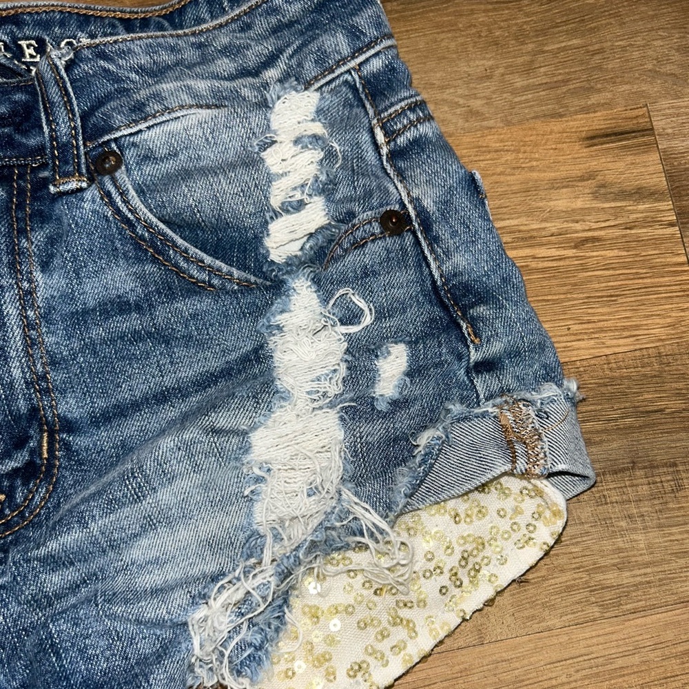 American Eagle denim shorts 00 - Picture 2 of 5